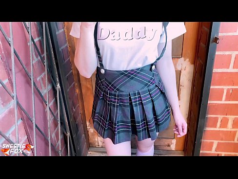 ❤️ Učenica duboko siše kurac i jebe umjesto nastave. ❤❌ Analni video kod nas
