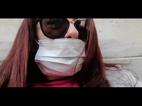 ❤️ Nicoletta se osveti susjedu i piški u njegovoj garaži (Posebna talijanska karantena Covid19) ❤❌ Analni video kod nas